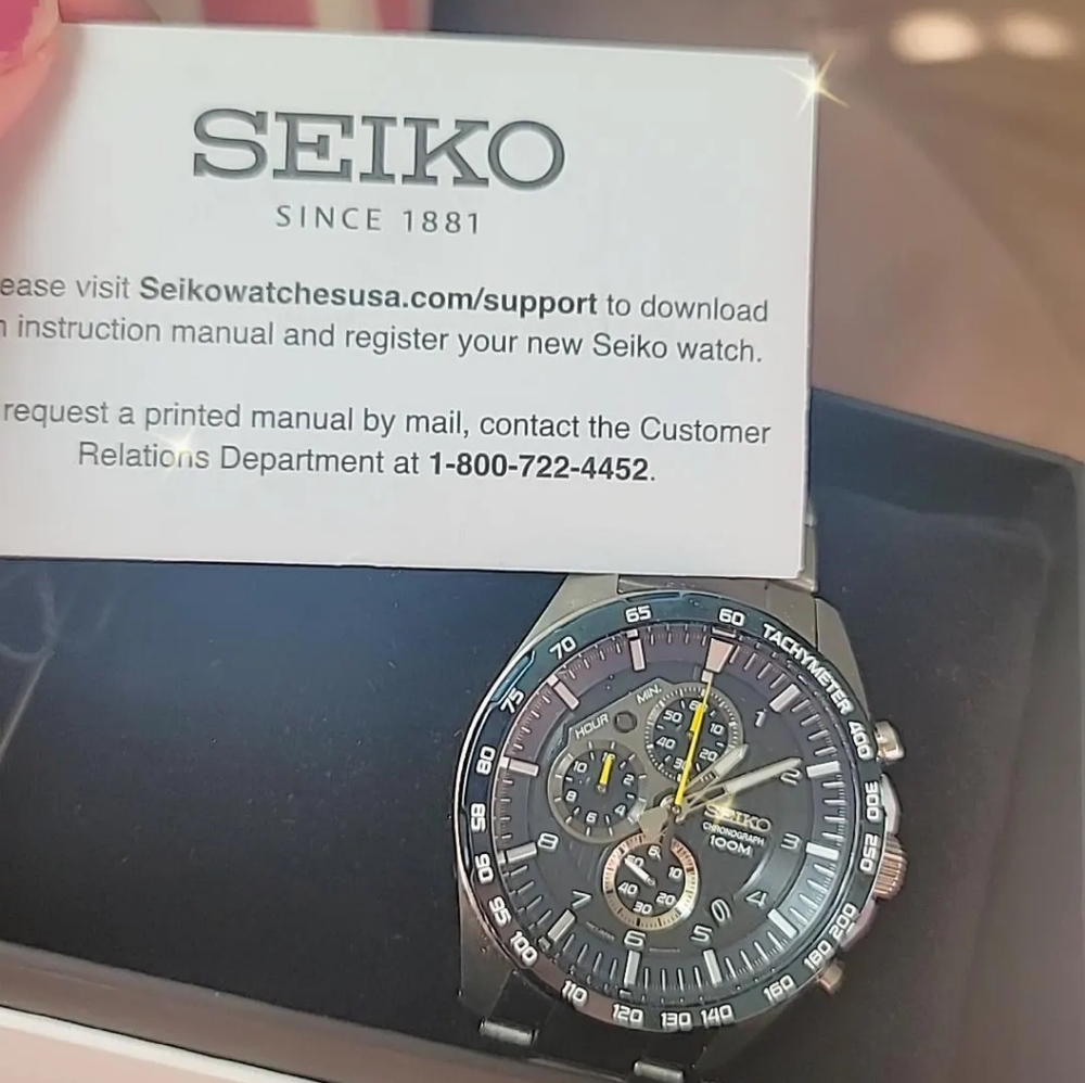 SEIKO WITH TAGS MINT
